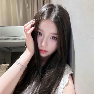 Joy1220sjh's profile picture