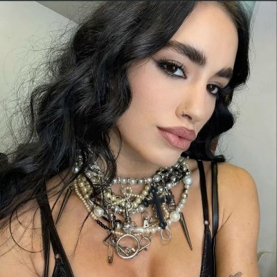 avnzespos's profile picture