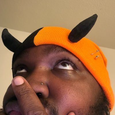 ᵉᵐᵒ ᵇⁱᵍ ʳᵒᵇ's profile picture