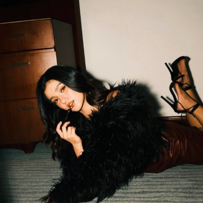𝓢𝓬𝓱𝓸𝓷𝓮 🐩🖤♥️'s profile picture