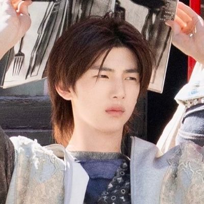 jjui' in MOTION's profile picture