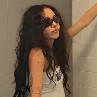 misoverses's profile picture