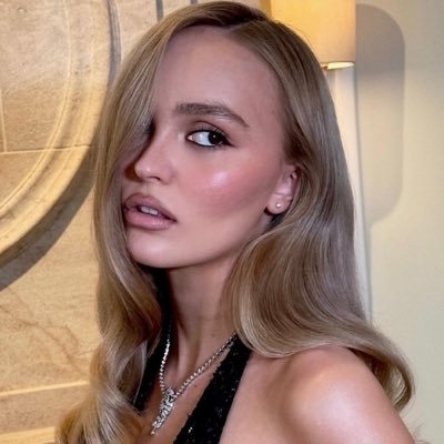 spicevillains's profile picture