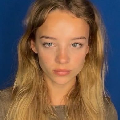 adelaitgirl's profile picture