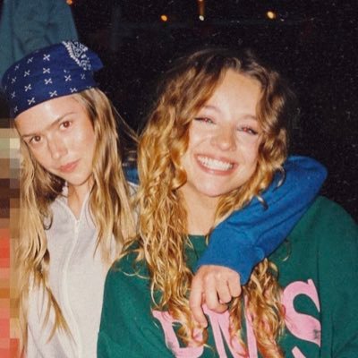 longlivethegayz's profile picture