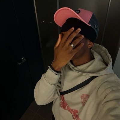fowontmiss's profile picture