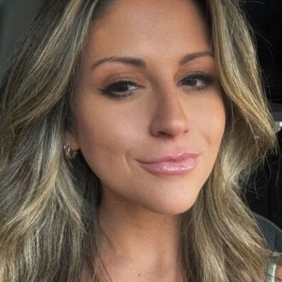 LucilleBurdge's profile picture
