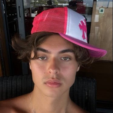 polochonOF's profile picture