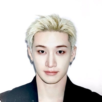 CHANSRO0M's profile picture