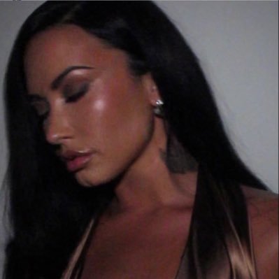 artstartingover's profile picture