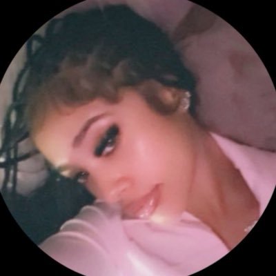 🦋's profile picture