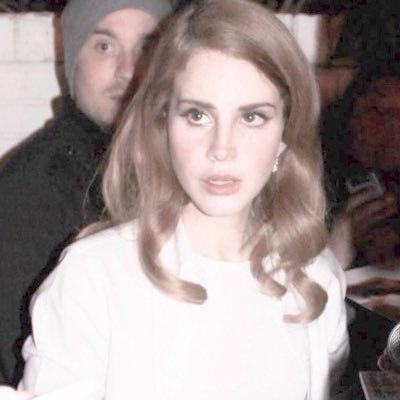 mia ♥︎ 🩺's profile picture