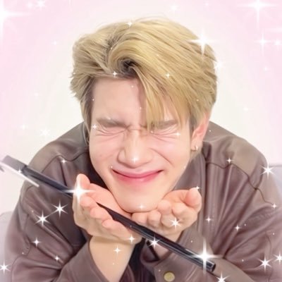 neerapha5's profile picture