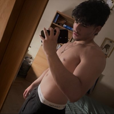 eZekqi's profile picture