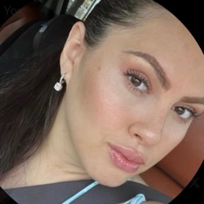 realselenalo's profile picture
