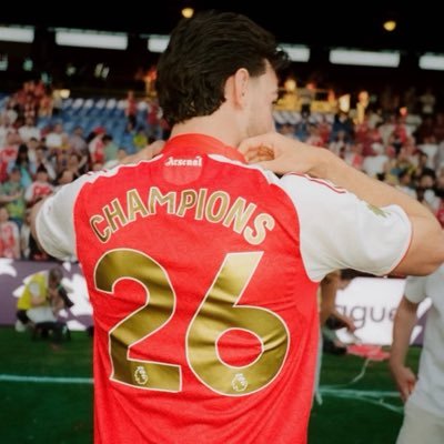 14 🏆's profile picture
