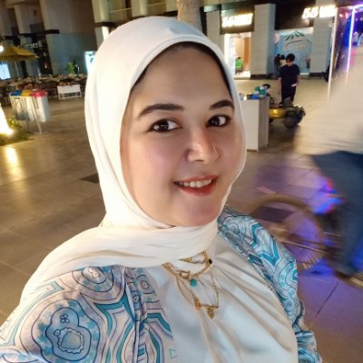 DrNahlaShahin4's profile picture