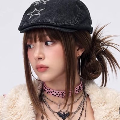 lub lésbica 𑣲⋆'s profile picture