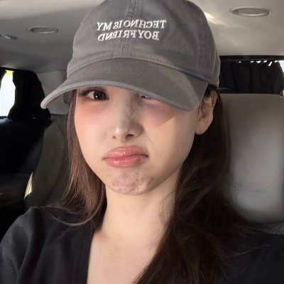 thvmyoui's profile picture