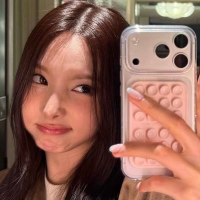 may ✠'s profile picture