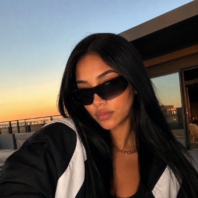 𑣲⋆'s profile picture