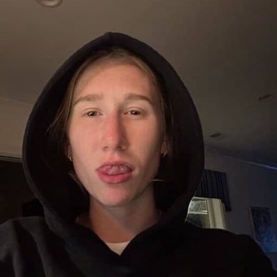 nalabalala's profile picture