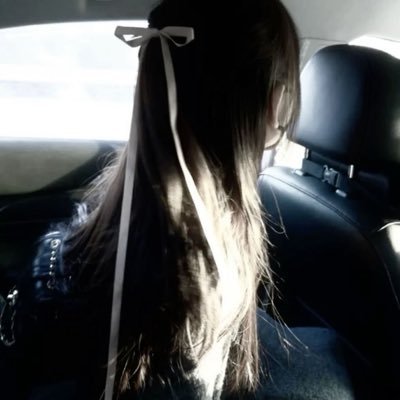 m*'s profile picture