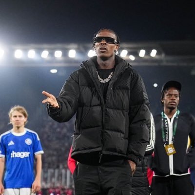 thzvi's profile picture