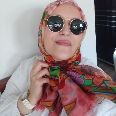 Naz 🍁 ...'s profile picture