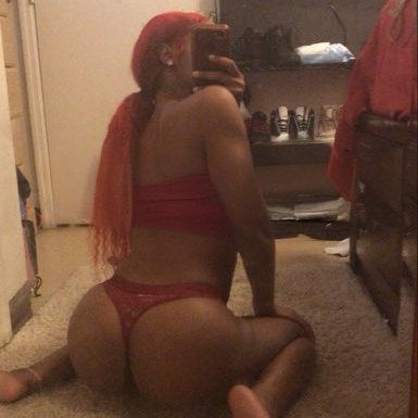 SlipperyMonae's profile picture