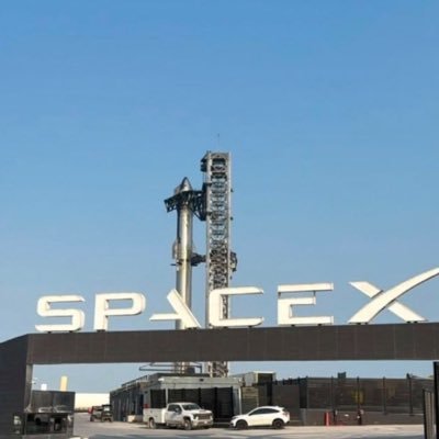 SPACE X's profile picture