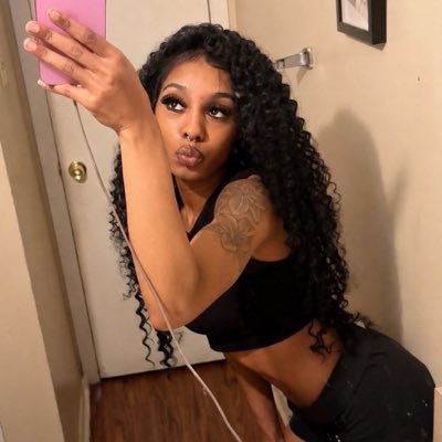 J A E ᢉ𐭩's profile picture
