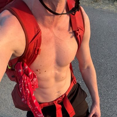 young_hot_slut's profile picture