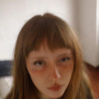 Laura posting's profile picture
