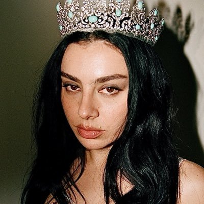 charliyuri's profile picture