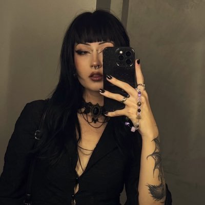 . ݁𖥔 ݁ mizafoxy . ݁⭑'s profile picture