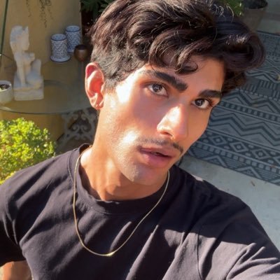 Faris's profile picture