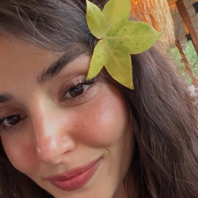 𝐻𝑒𝓁𝒾𝓃's profile picture