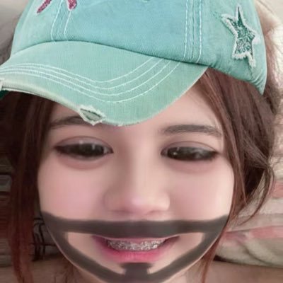 lady10005's profile picture