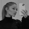 𝐑𝐨𝐬𝐞 ꕤ saw ariana⁴ profil fotoğrafı