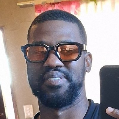 hlelo0308's profile picture