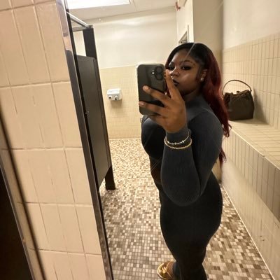 Throatgoatlayy's profile picture