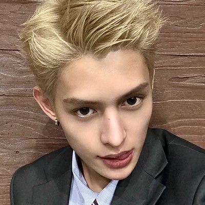 dailyjames's profile picture