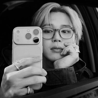 in โฆ arquib. dia 31's profile picture