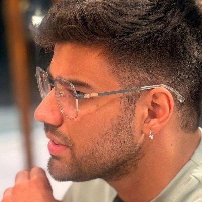 امیرحسین احدی's profile picture