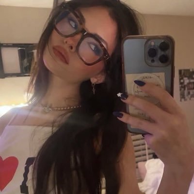 ٰ's profile picture