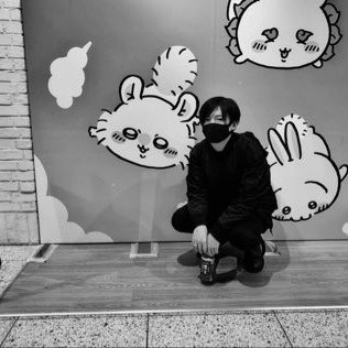 Yvya's profile picture