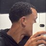 愛 profil fotoğrafı