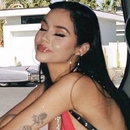 sophi's profile picture