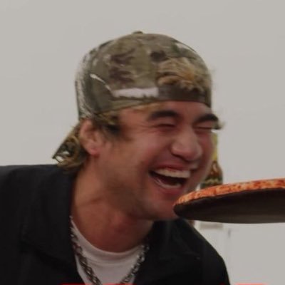 naz ٠࣪⭑ 卌's profile picture